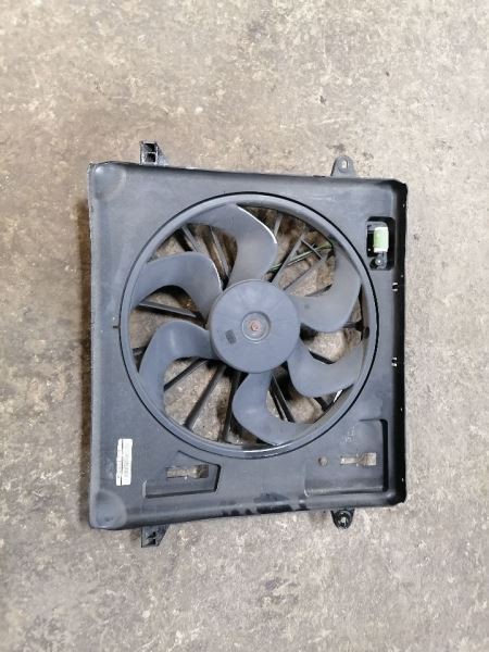 Radiator Fan Motor Fan Assembly Fits 10-11 WRANGLER 1161179