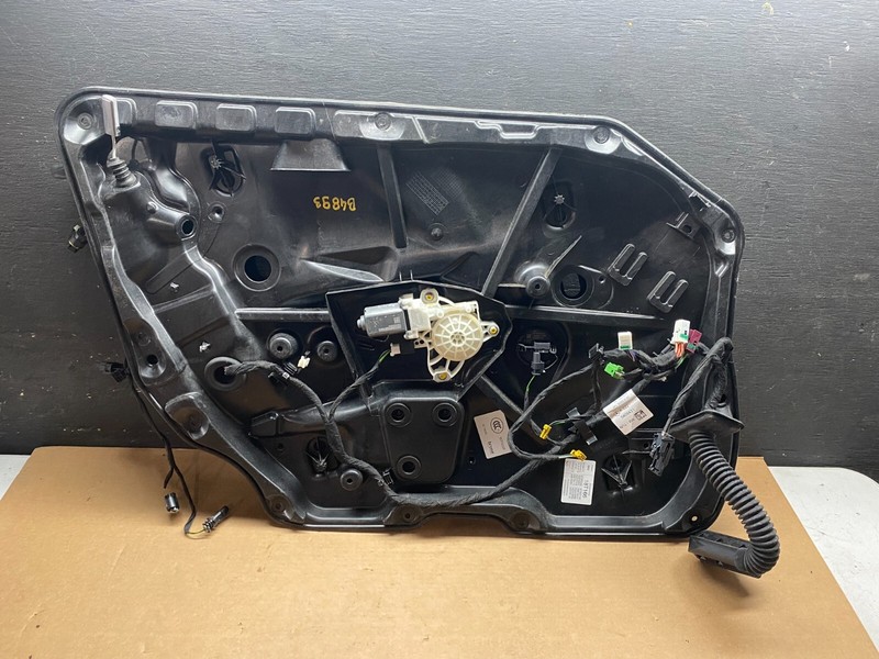 2014 to 2020 Mercedes-Benz W222 Front Left Side Window Regulator Panel L8239
