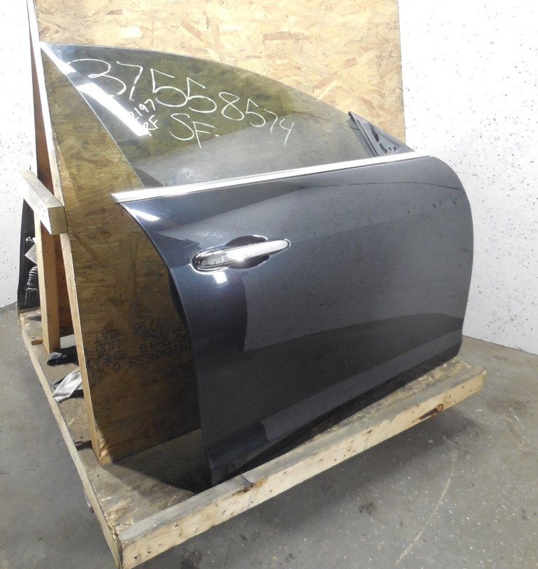 2014-2017 Maserati Quattroporte Front Door W/ Glass Assembly Passenger Right OEM