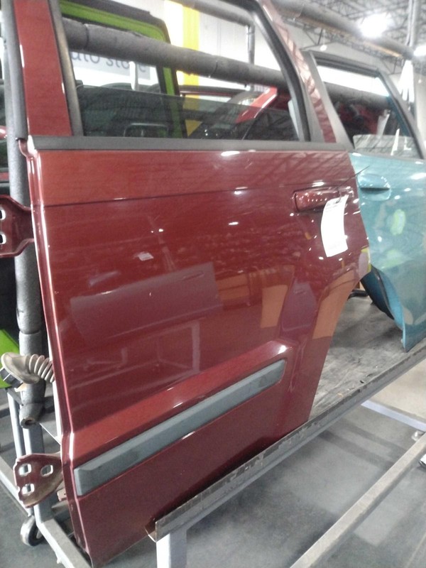 2008 Jeep Grand Cherokee Left Rear Door Red Good Condition 323888 148k Mile