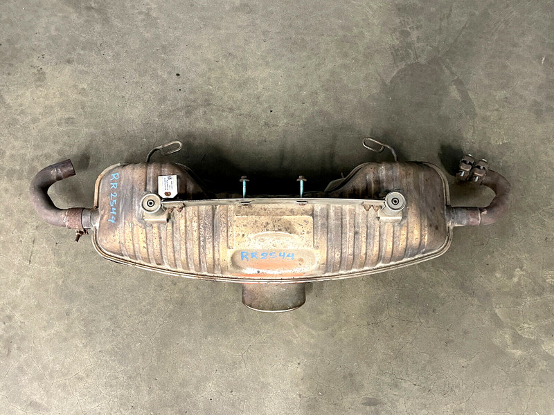 ⭐2000-2002 PORSCHE BOXSTER CONV 986 2.7L REAR EXHAUST MUFFLER TAIL TIP LOT2544