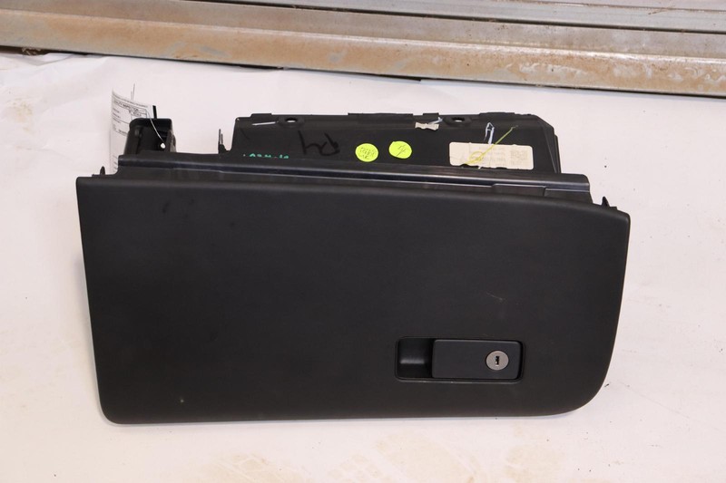 2019-2021 INFINITI QX50 DASHBOARD PASSENGER GLOVE BOX STORAGE COMPARTMENT OEM