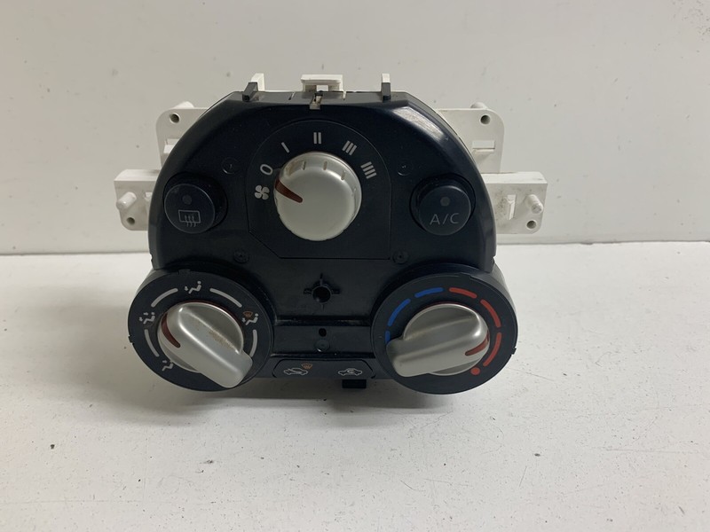 2014 Nissan Versa Heater A/C Temperature Climate Control Switch Panel HVAC Heat