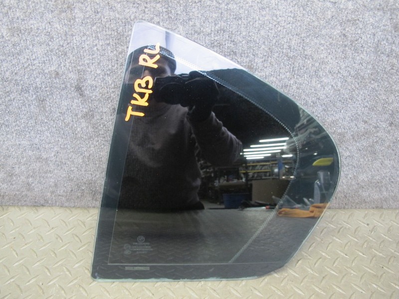 2008-2011 BMW E90 M3 328i 335i REAR LEFT DOOR FIXED GLASS WINDOW