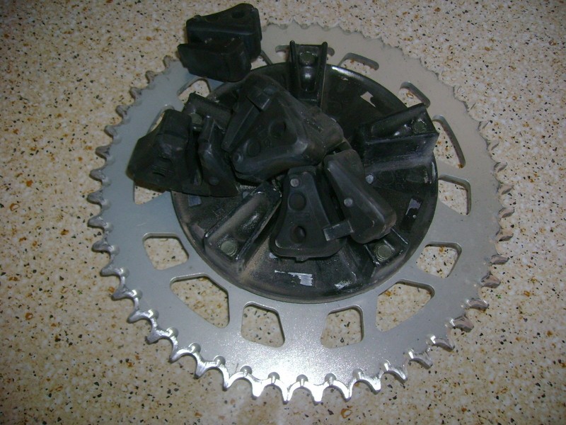 2001 Yamaha YZFR6 YZFR 6 YZF R6 R J8 Rear Wheel Sprocket Cush Drive Chain back