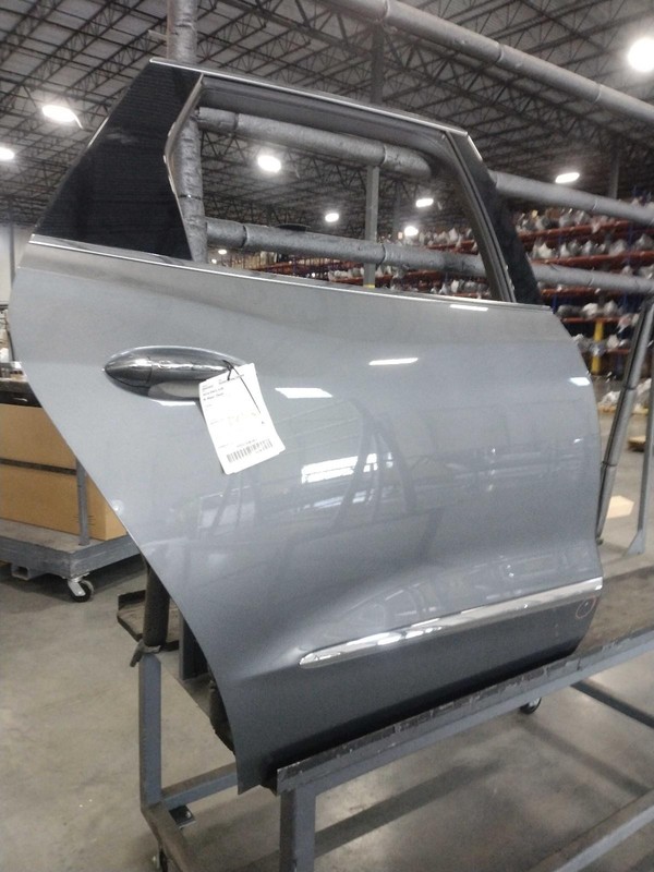 2018 Buick Enclave Rear Right Door Grey Small Dent 679048 133K Miles