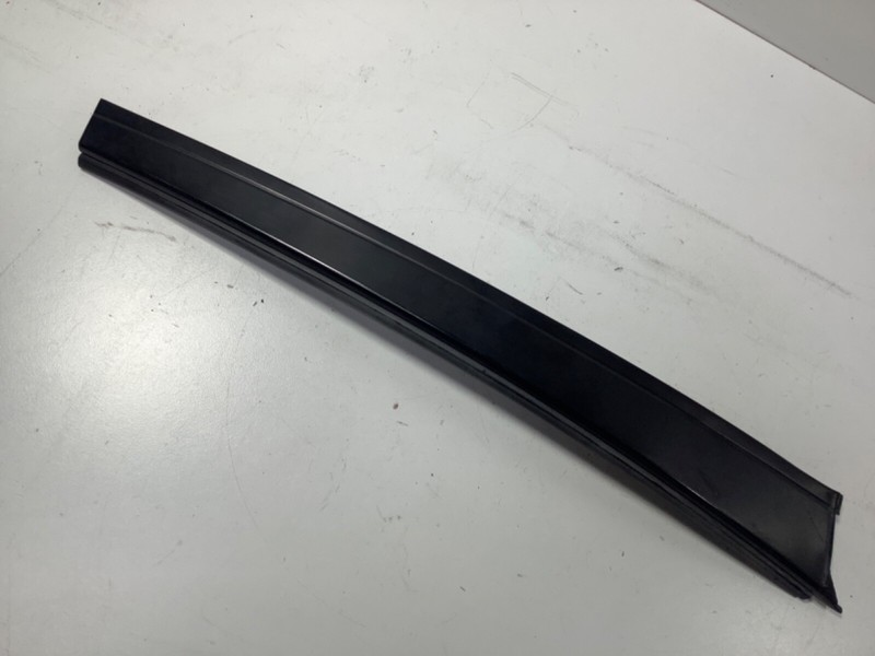 94-97 HONDA ACCORD 4Dr LEFT REAR Door Garnish Sash Trim 72970-SV1-003 OEM