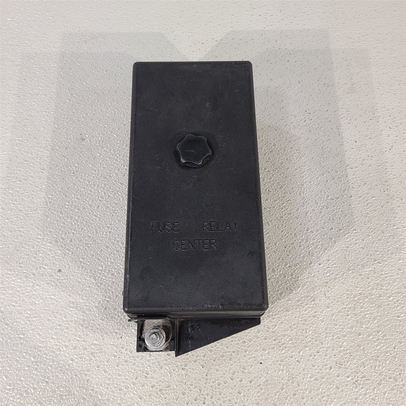 1998 Corvette C5 Underhood Fuse Box Block Relay Center Junction Aa7277