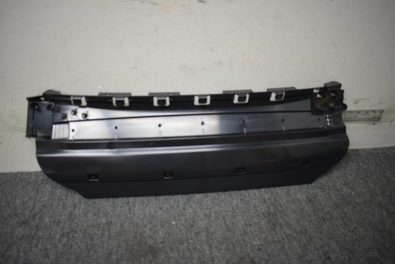 2010-2017 BMW 5 SERIES REAR BUMPER CENTER BRACKET FACTORY OEM