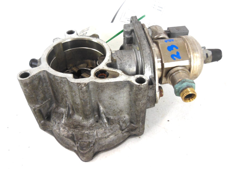 2015-2018 Audi Q3 Engine Mounted Pressure Fuel Pump OEM 06H127025N