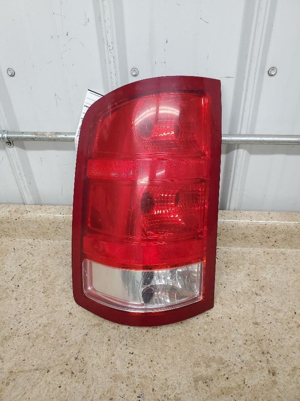Driver Tail Light Pickup With Box Fits 07-14 SIERRA 2500 PICKUP 304901
