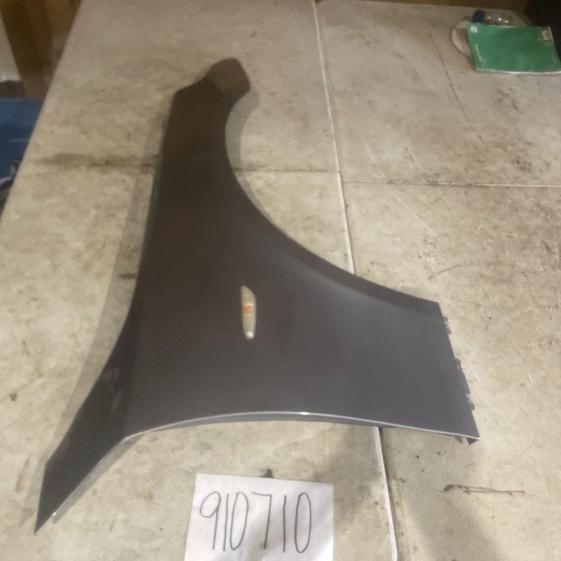 2004- 2010 BMW 525iE60 front right hand passengerr Fender Panel OEM Silver