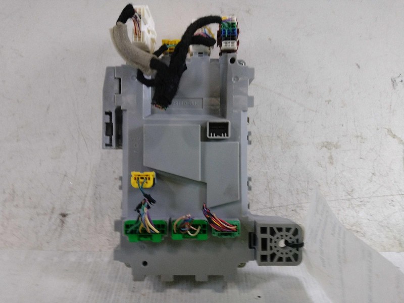 2024 Honda Accord Fuse Box Grey OEM Used 1.5L 2.0L 11000 Miles P/N 7725330