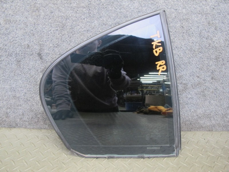 2008-2011 BMW E90 M3 328i 335i REAR RIGHT DOOR FIXED GLASS WINDOW
