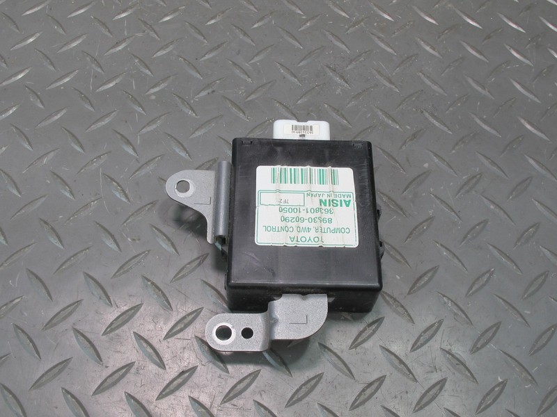 2003-2009 LEXUS UZJ120L GX470 4X4 TRANSFER CASE CONTROL MODULE 89530-60290