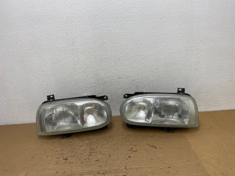 1993-1999 Volkswagen Golf MK3 Left+Right Side Set Halogen Headlights AD4341 DG