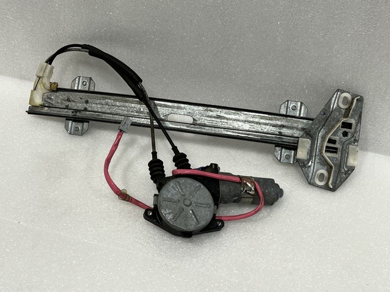 1997 1998 1999 ACURA CL RIGHT FRONT DOOR WINDOW REGULATOR WITH MOTOR 72210SY8A01