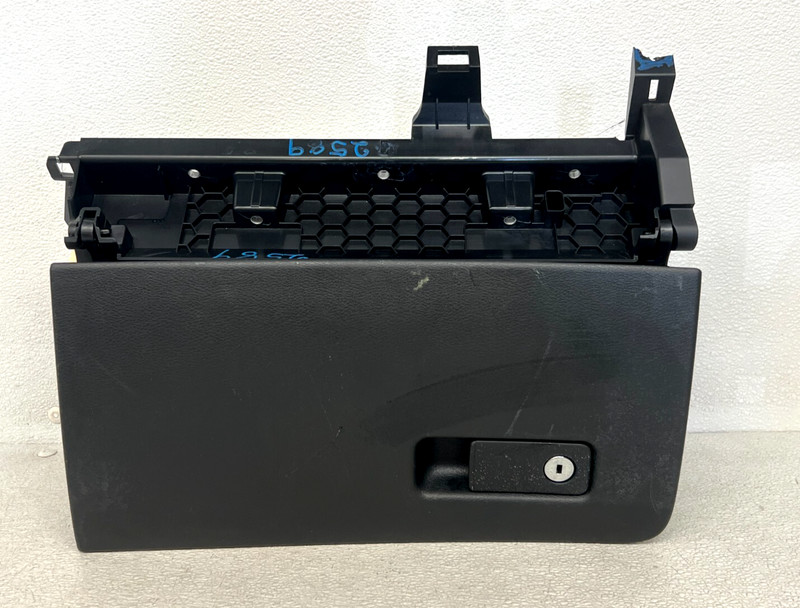 ⭐2017-2019 INFINITI QX30 DASH DASHBOARD GLOVEBOX STORAGE COMPARTMENT OEM LOT2589