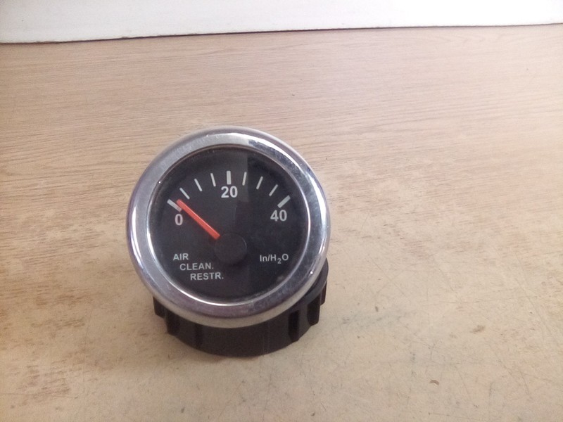 Freightliner A22-71651-002 Air Cleaner Filter Restriction Gauge
