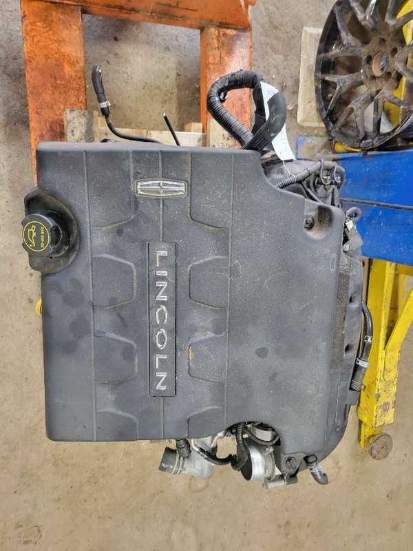 Engine 3.7L VIN R 8th Digit Fits 16-18 MKX 77K Miles 1747670