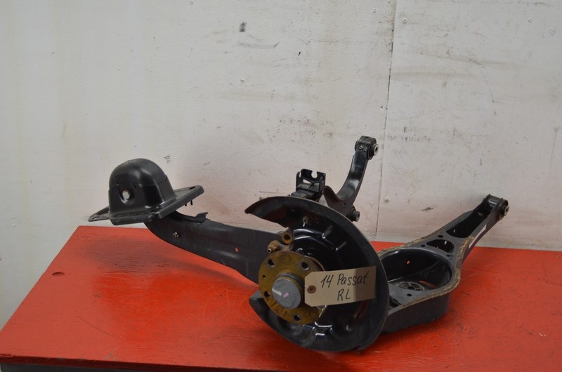 12-15 VOLKSWAGEN PASSAT FWD REAR LEFT SPINDLE KNUCKLE HUB BEARING W ARMS OEM