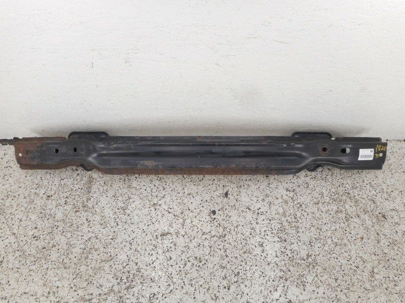 06 BMW 325Xi 325i Rear Bumper Reinforcement Bar Rebar OEM