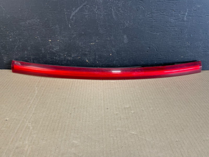 2017 to 2019 Kia Sportage Rear Liftgate Trunk Trim Panel Reflector AC1965