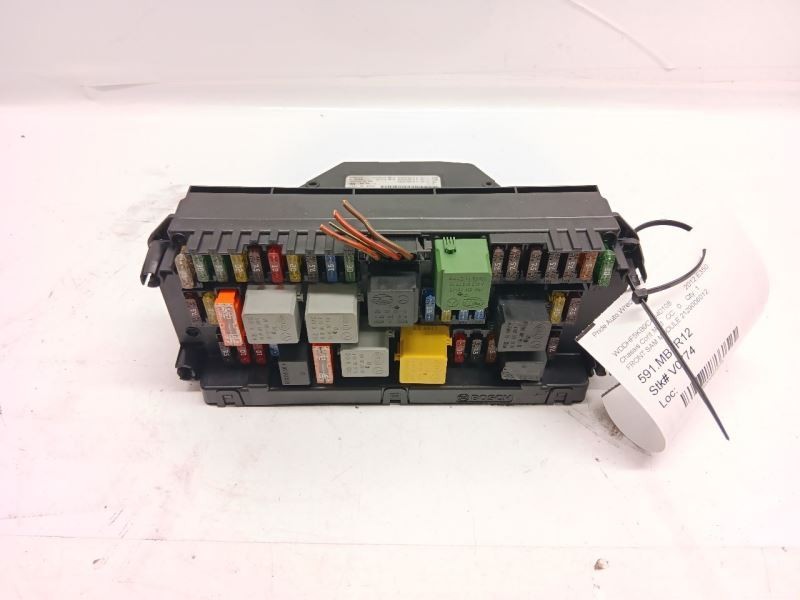 10-13 Mercedes 212 E350 Front SAM Module Signal Activation Control Unit Fusebox