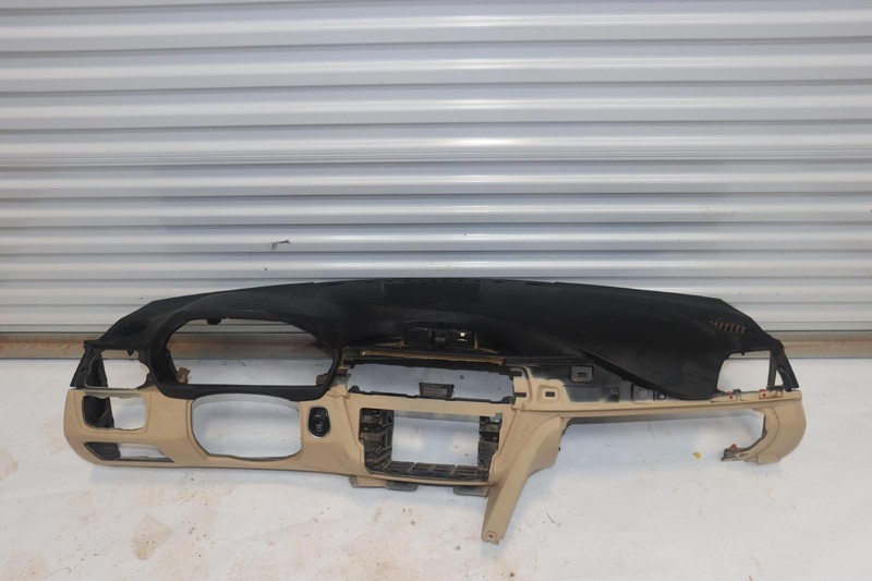 2011-2012 BMW 550I F10 INSTRUMENT PANEL DASH DASHBOARD PANEL COVER OEM