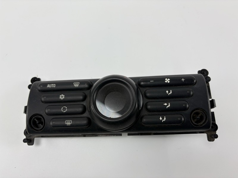 2005-2006 Mini Cooper S Climate Control Temperature Switch Panel OEM 64116962469