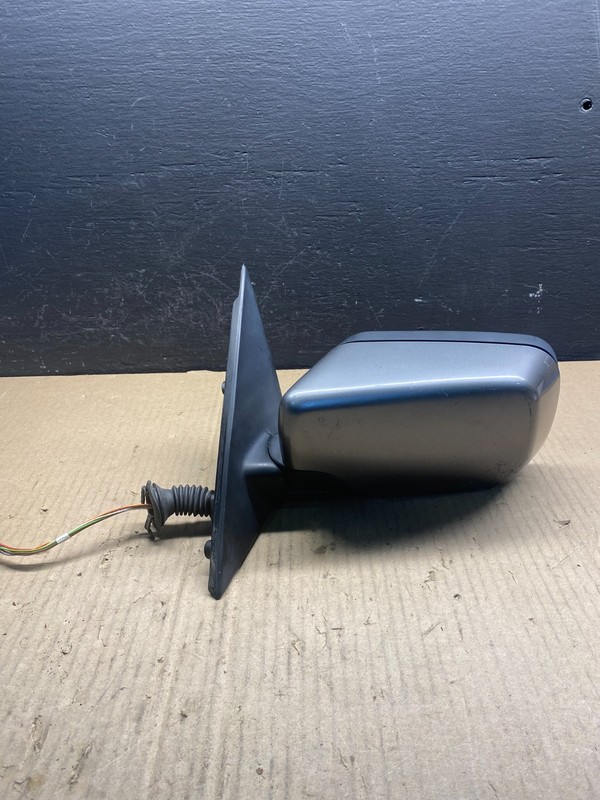 2001 - 2003 BMW 5-Series 525i 530i Left Driver Door View Mirror AC2404 MS