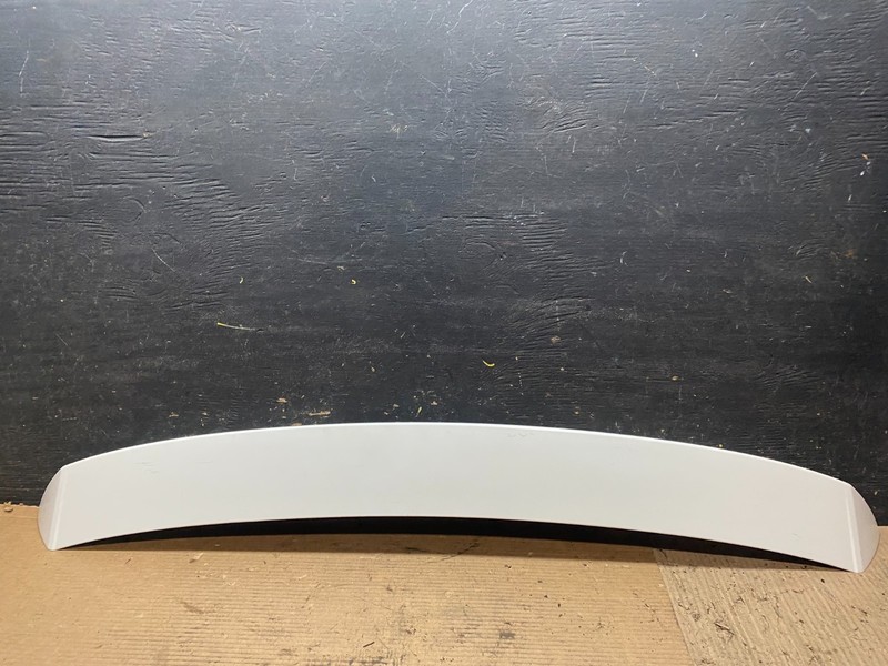 2007 to 2013 Mitsubishi Outlander Rear Spoiler 3RD Brake Light OEM V9520 DG