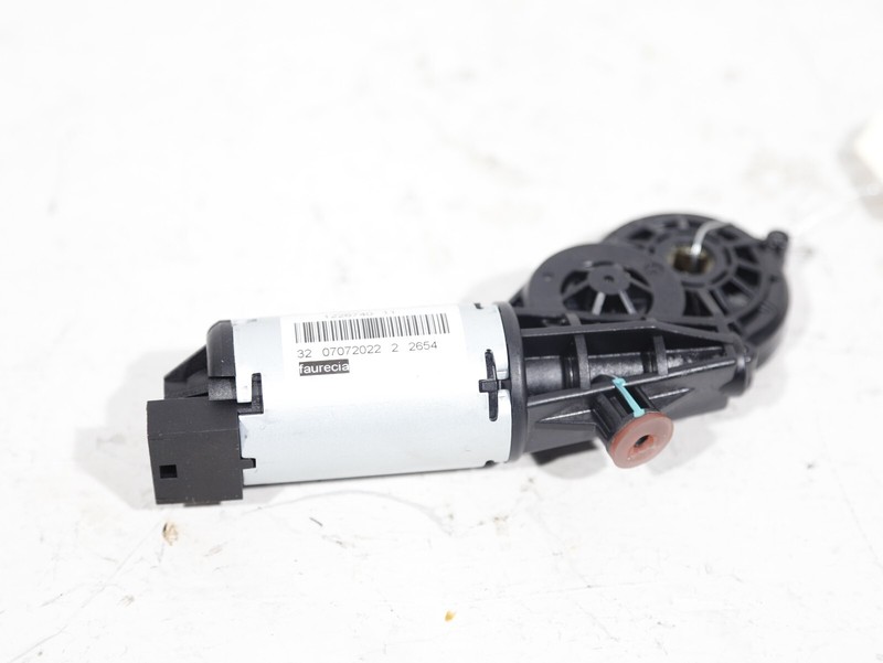 OEM 2020 - 2023 BMW 228 M235 F44 FRONT RIGHT SIDE SEAT ADJUST RECLINE MOTOR