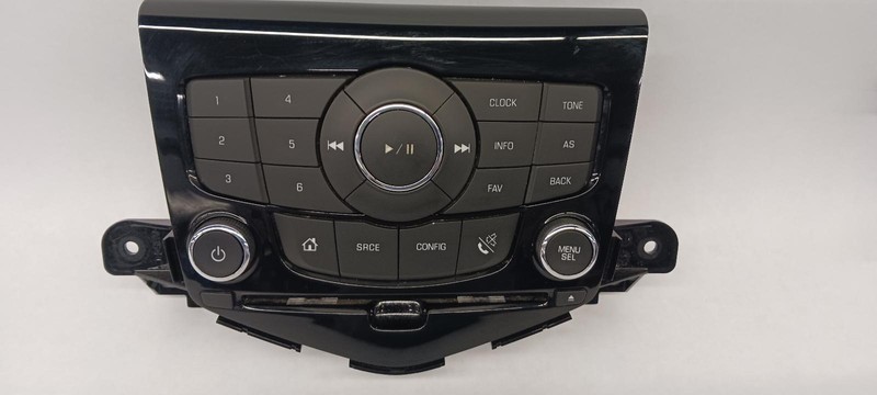 13-'16 CHEVROLET CRUZE radio control panel OEM