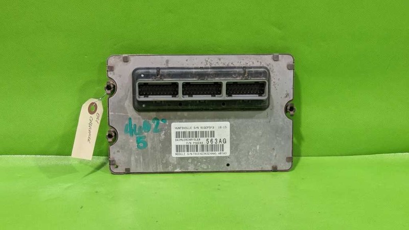 04 GRAND CHEROKEE 4.0L ECM ENGINE CONTROL MODULE OEM 4602-5