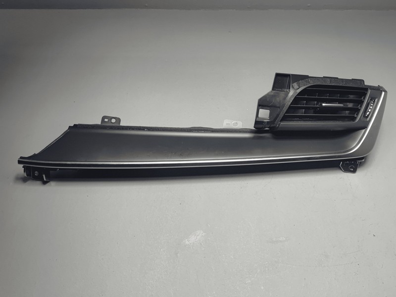 2021-2022 Nissan Rogue Dashboard Passenger Side Trim Bezel w/Air Vent Grille OEM