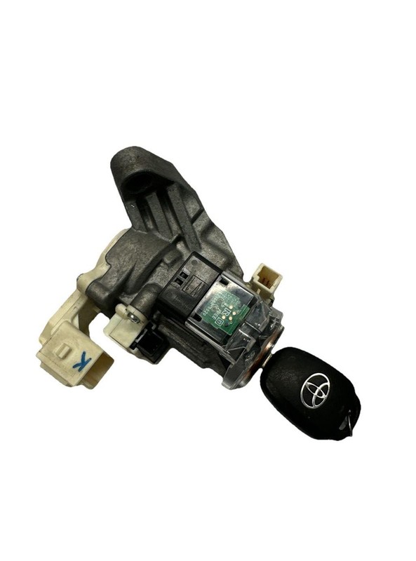 Toyota Rav-4 ignition switch 2013 to 2018 conventional vin F 8445012320 with key