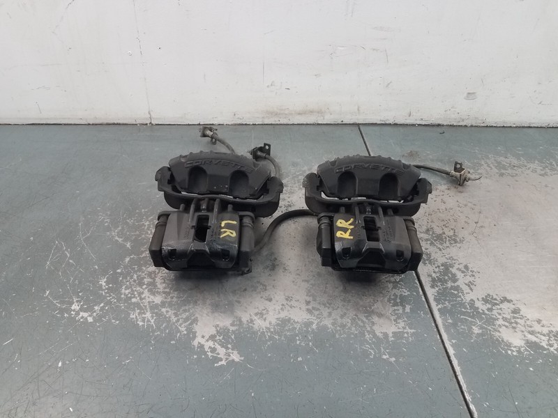 2004 Chevy Corvette C5 Vert PBR Brake Caliper Set#8499 A5
