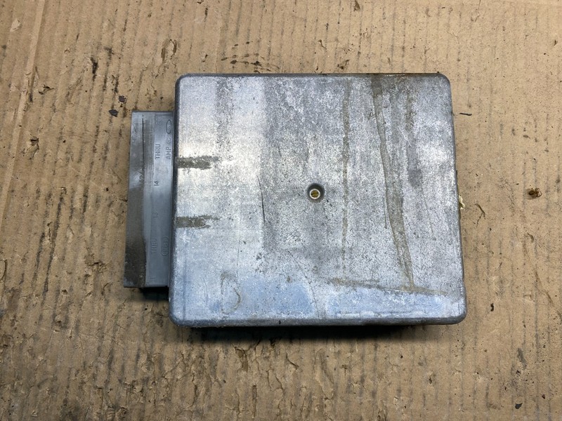 1999 Ford Van E150 E250 4.2L Engine Computer Ecm Ecu XC2F-12A650-DB y1391 DG