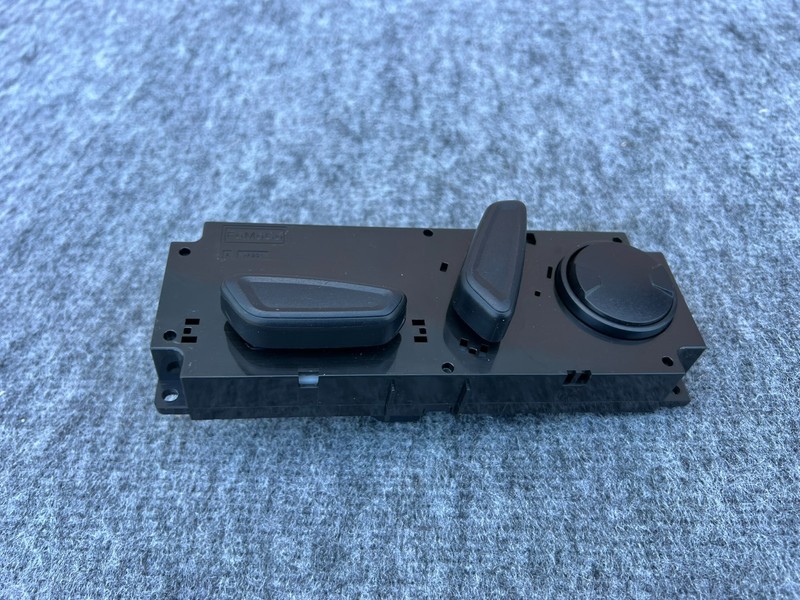 FORD MUSTANG MACH-E 2021-2026 OEM FRONT LEFT DRIVER SEAT ADJUST CONTROL SWITCH