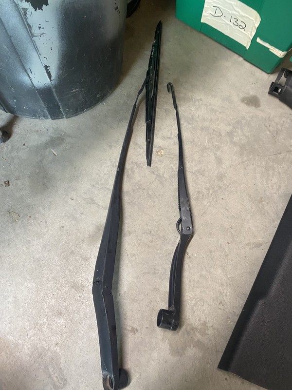 2016 Kia Optima LX Wipers OEM