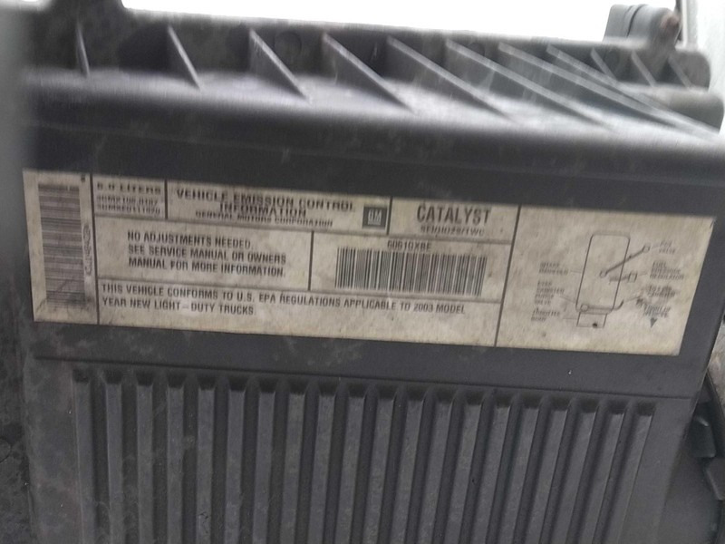 2003 GMC Yukon XL 1500 Air Cleaner Assembly OEM Used 88894277 Black