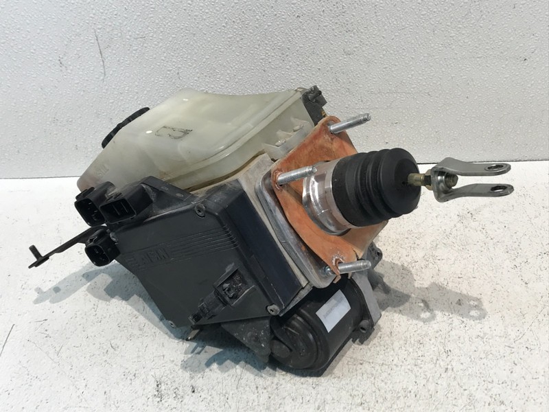 2002-2010 Lexus SC430 ABS Anti Lock Brake Pump Booster Master Cylinder OEM