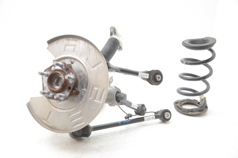 17-23 Tesla Model 3 Passenger Right Rear Complete Suspension Assembly