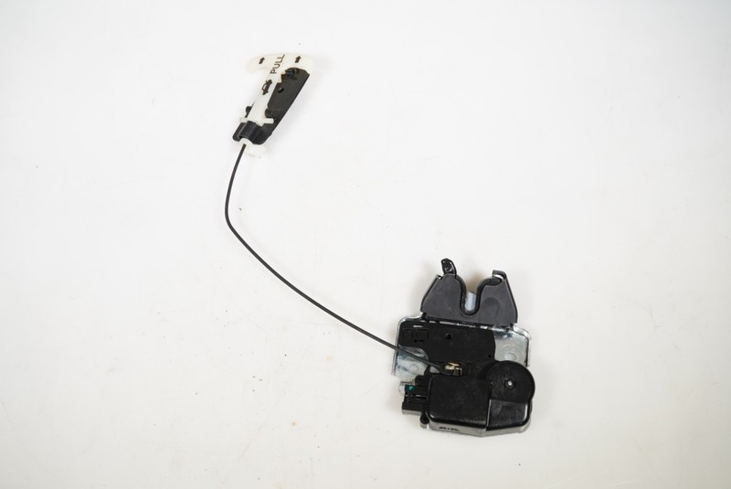 2020-2024 NISSAN SENTRA REAR TRUNK LATCH LOCK ACTUATOR OEM
