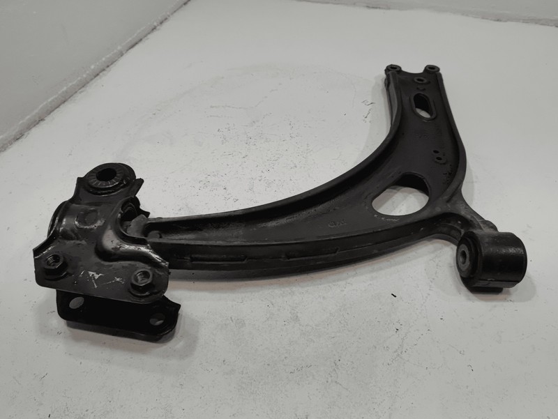 2018-2023 VOLKSWAGEN ATLAS FRONT LEFT DRIVER LOWER CONTROL ARM OEM