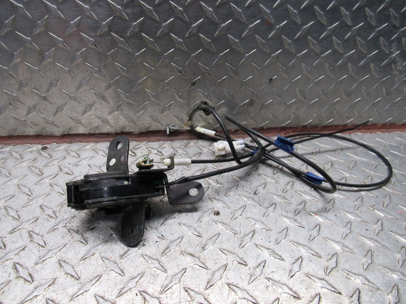 2005 TOYOTA TUNDRA EXT CAB LEFT DRIVER REAR UPPER DOOR LACTH LOCK OEM