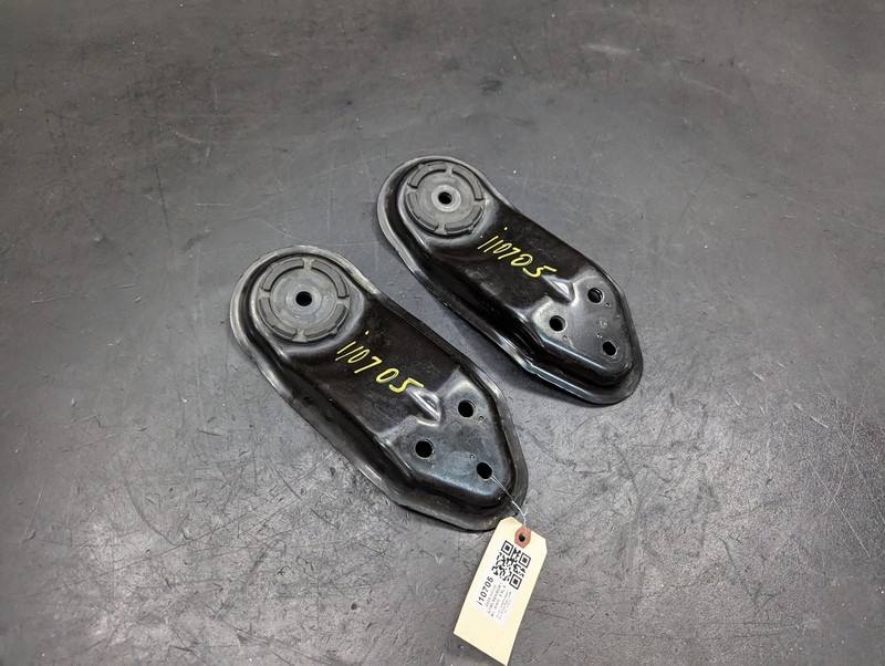2PC Front Crossmember Right & Left Brackets 2023 Infiniti QX60 54340-6SA0B 22 X
