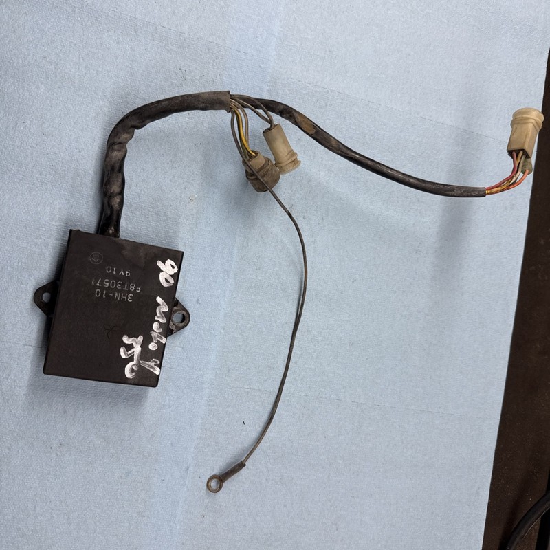 1990 Yamaha Moto 4 YFM350ECU COMPUTER CONTROLLER UNIT BLACK BOX ECM CDI