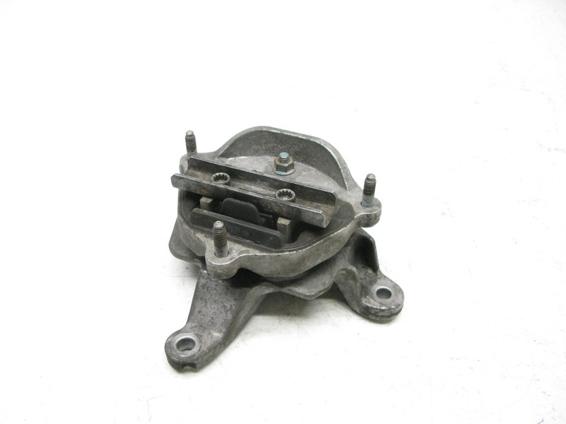 08-18 AUDI 8T A5 A4 S4 S5 QUATTRO AUTOMATIC TRANSMISSION MOUNT BRACKET OEM 07052